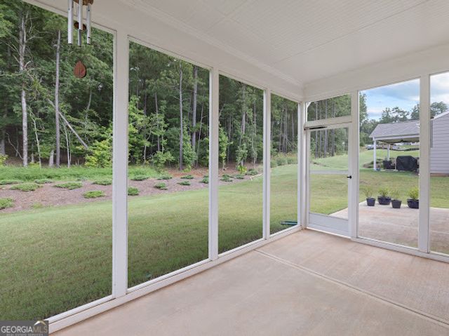 1300 Starboard Way, Greensboro, GA 30642