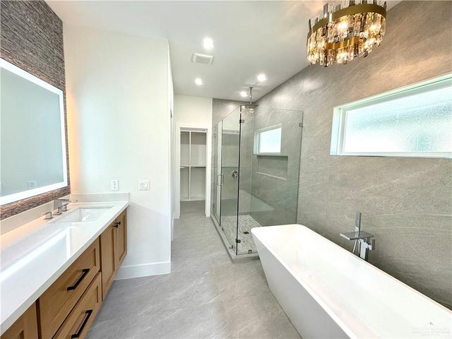 3713 E Noronha Drive, Edinburg, TX 78542