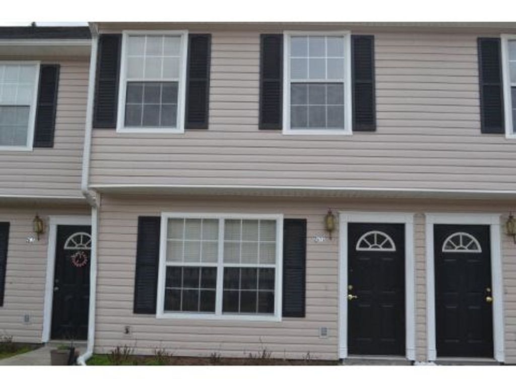 1100-8D Pineland Avenue, Hinesville, GA 31313