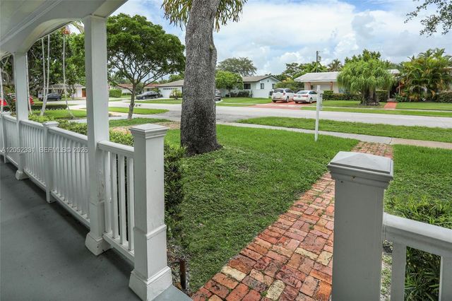 8870 SW 86th St, Miami, FL 33173