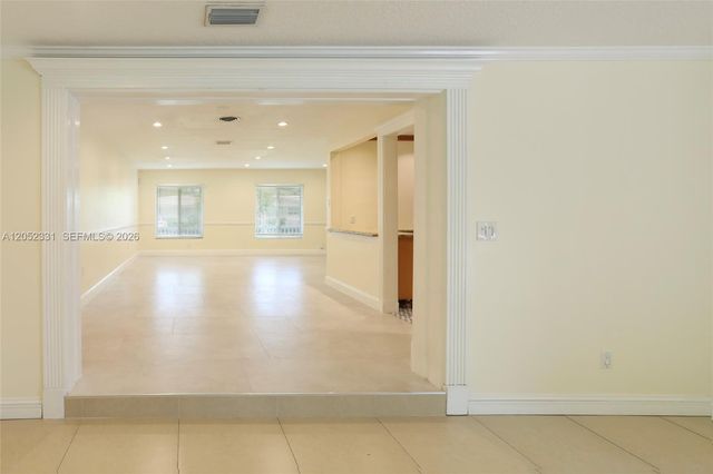 8870 SW 86th St, Miami, FL 33173
