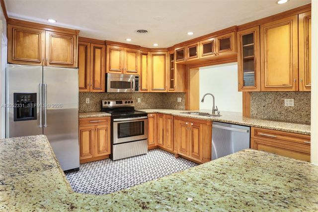 8870 SW 86th St, Miami, FL 33173