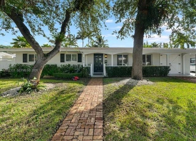 8870 SW 86th St, Miami, FL 33173