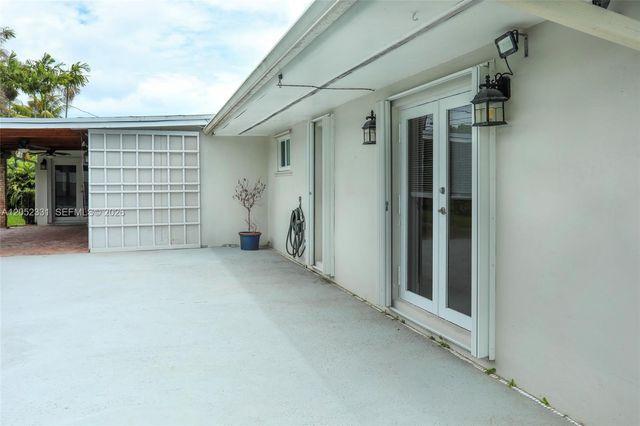 8870 SW 86th St, Miami, FL 33173