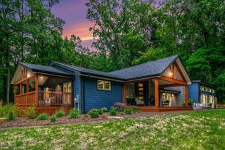 9325 Matthews Road, Union Pier, MI 49129