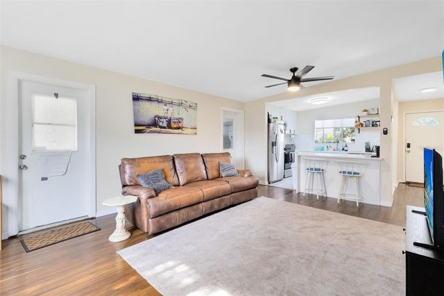 424 MANHATTAN AVENUE, Daytona Beach, FL 32118