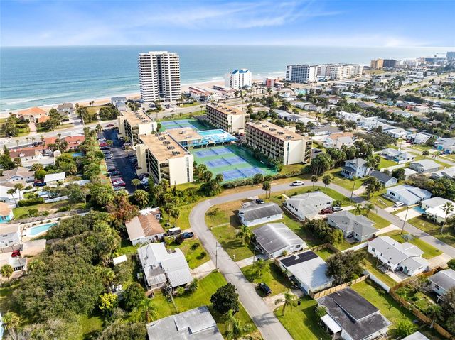 424 MANHATTAN AVENUE, Daytona Beach, FL 32118