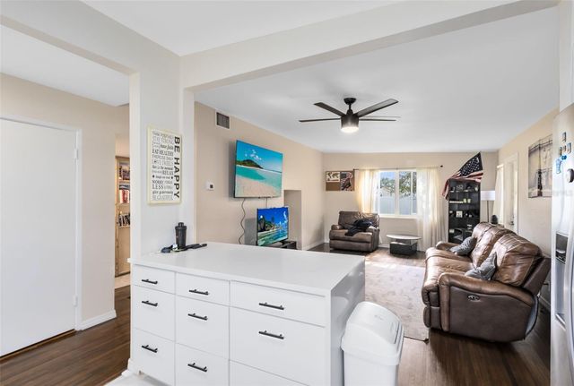 424 MANHATTAN AVENUE, Daytona Beach, FL 32118