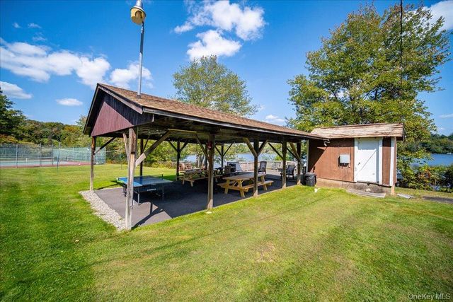1192 State Route 52 21, Loch Sheldrake, NY 12759