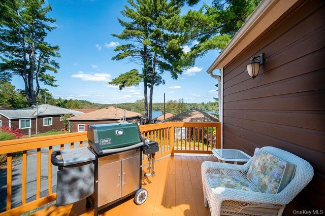 1192 State Route 52 21, Loch Sheldrake, NY 12759