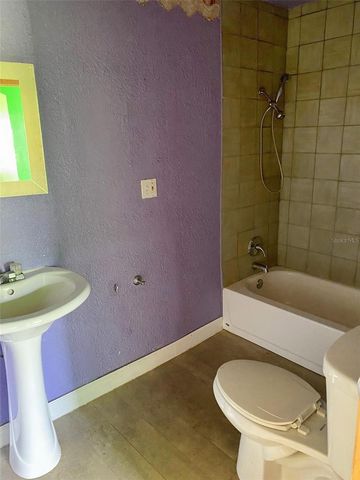 3716 E CLIFTON STREET, Tampa, FL 33610