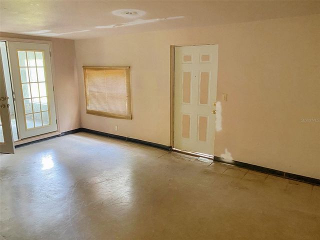 3716 E CLIFTON STREET, Tampa, FL 33610