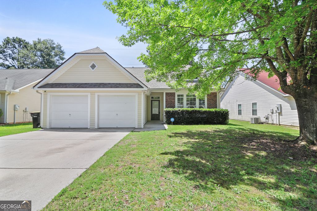 76 Camden Way, Fairburn, GA 30213