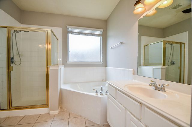 16230 S Southern Stone Drive, Houston, TX 77095