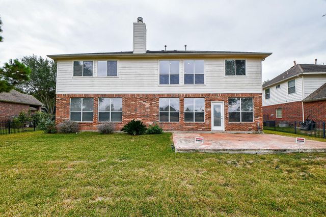 16230 S Southern Stone Drive, Houston, TX 77095