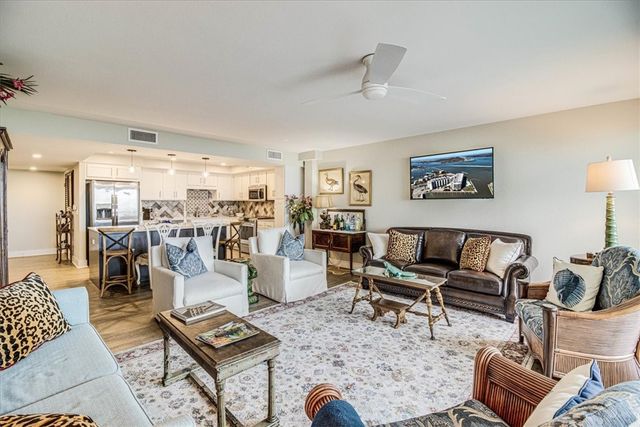 1000 N Station St 317, Port Aransas, TX 78373