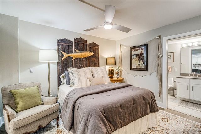 1000 N Station St 317, Port Aransas, TX 78373