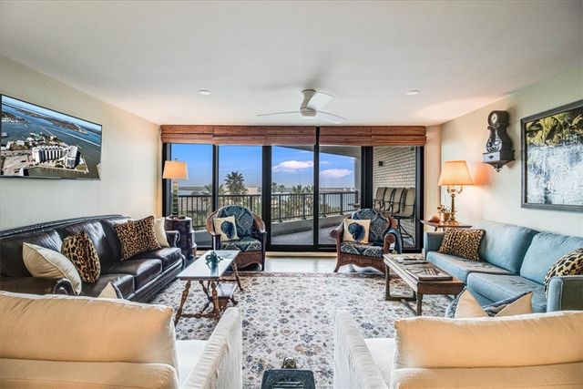 1000 N Station St 317, Port Aransas, TX 78373