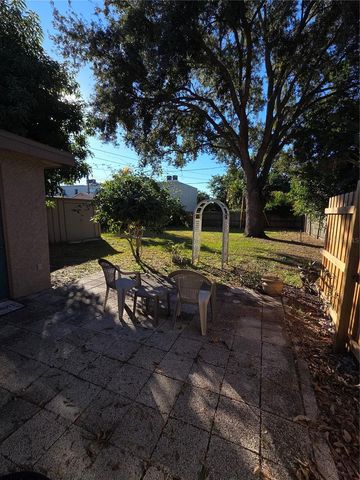 5810 7TH AVENUE S, St Petersburg, FL 33707