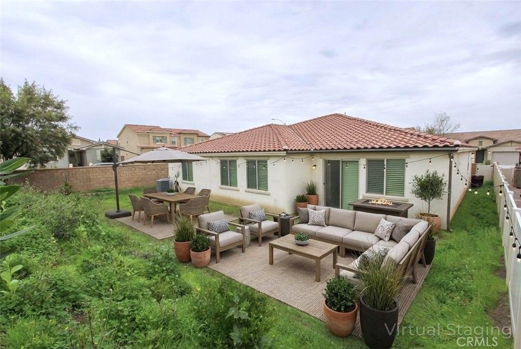 Image 14 of property listing at 34899 Windwood Glen Lane, Murrieta, CA 92563