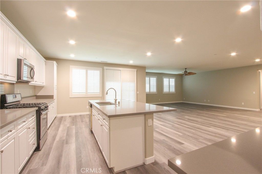 Image 22 of property listing at 34899 Windwood Glen Lane, Murrieta, CA 92563