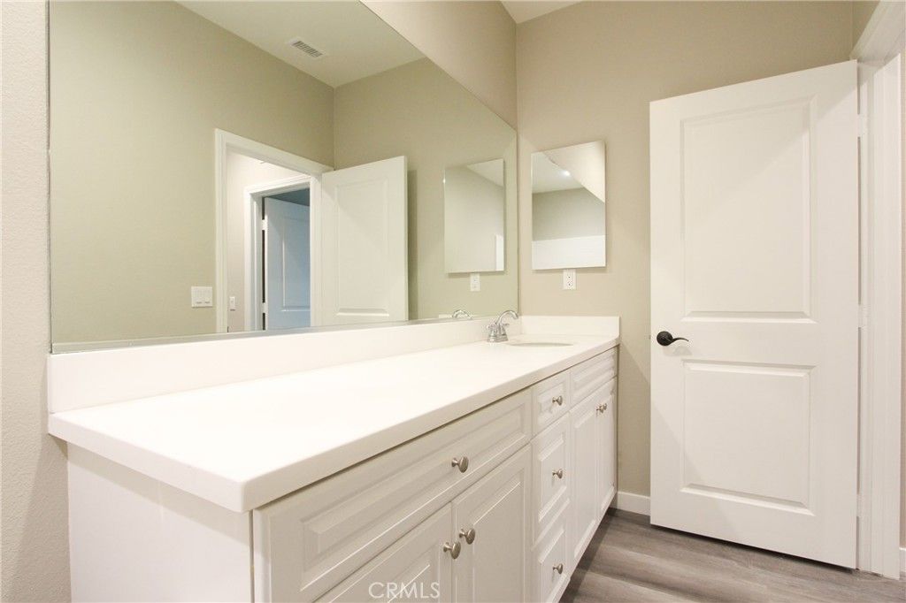 Image 33 of property listing at 34899 Windwood Glen Lane, Murrieta, CA 92563