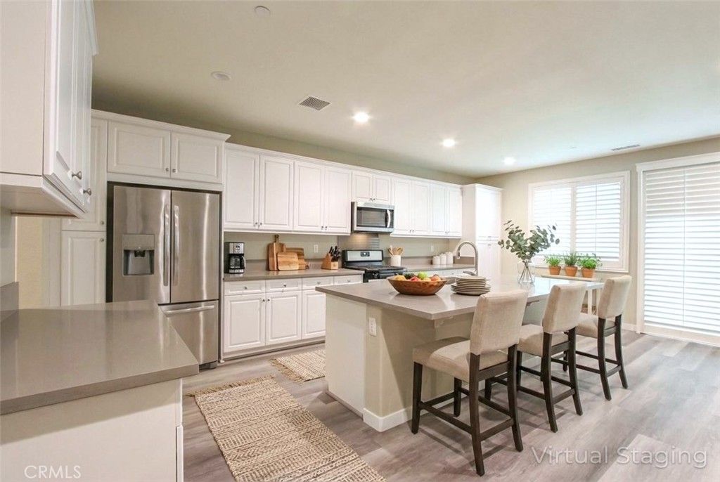 Image 6 of property listing at 34899 Windwood Glen Lane, Murrieta, CA 92563