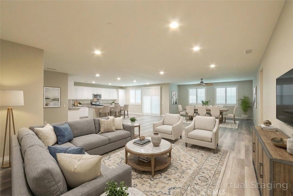 Image 7 of property listing at 34899 Windwood Glen Lane, Murrieta, CA 92563