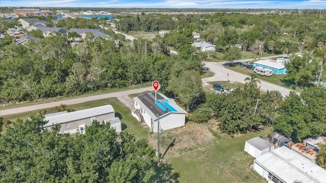 1425 HICKORY AVENUE, Punta Gorda, FL 33950