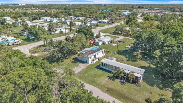 1425 HICKORY AVENUE, Punta Gorda, FL 33950