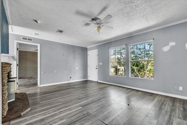 1425 HICKORY AVENUE, Punta Gorda, FL 33950