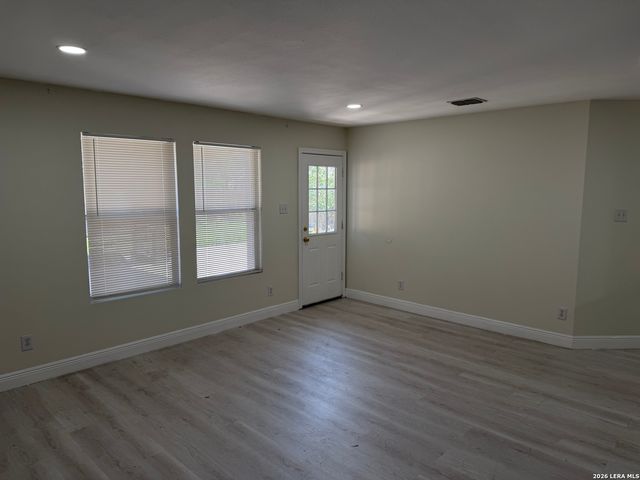 8003 SEATIDE VIS, San Antonio, TX 78249