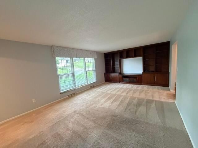 1806 Stonewall Drive, Newark, OH 43055