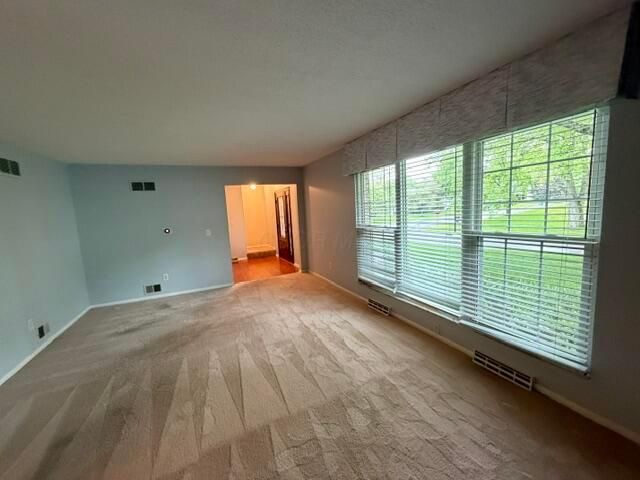 1806 Stonewall Drive, Newark, OH 43055