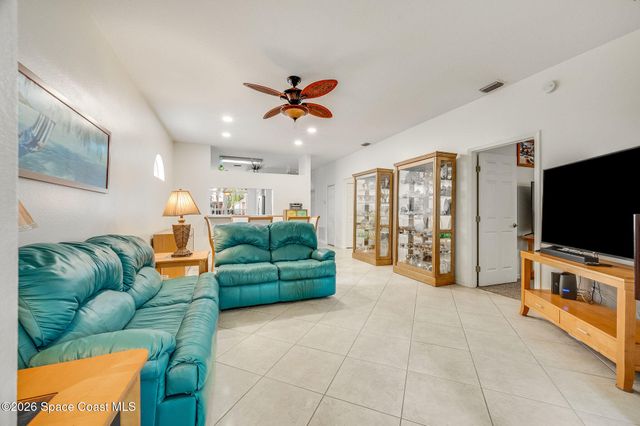 4072 Green Oak Drive, Melbourne, FL 32901
