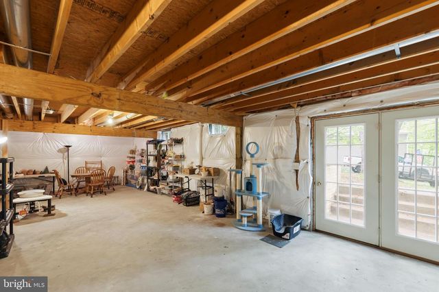 107 SUNSET CIR, Cross Junction, VA 22625