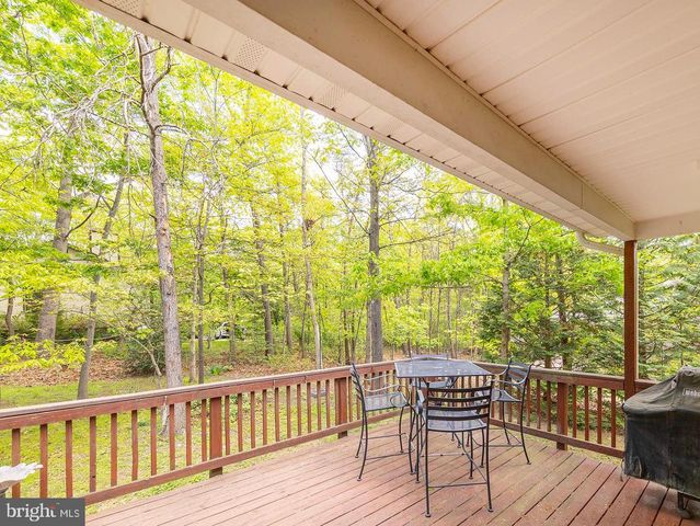 107 SUNSET CIR, Cross Junction, VA 22625
