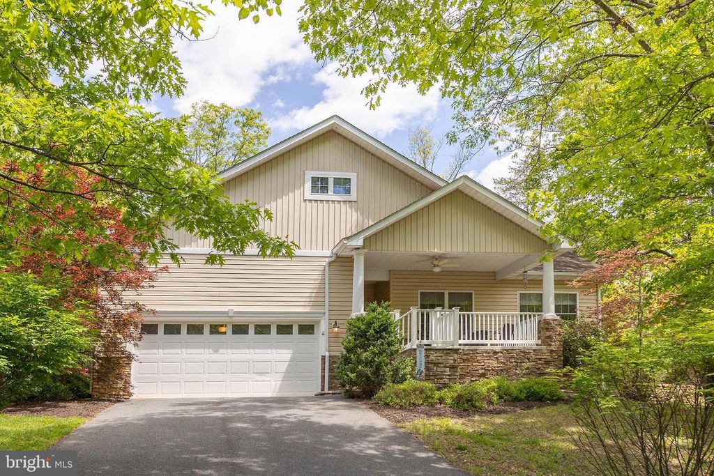 107 SUNSET CIR, Cross Junction, VA 22625