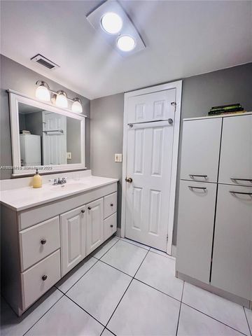 2780 NE 183rd Street 2015, Aventura, FL 33160