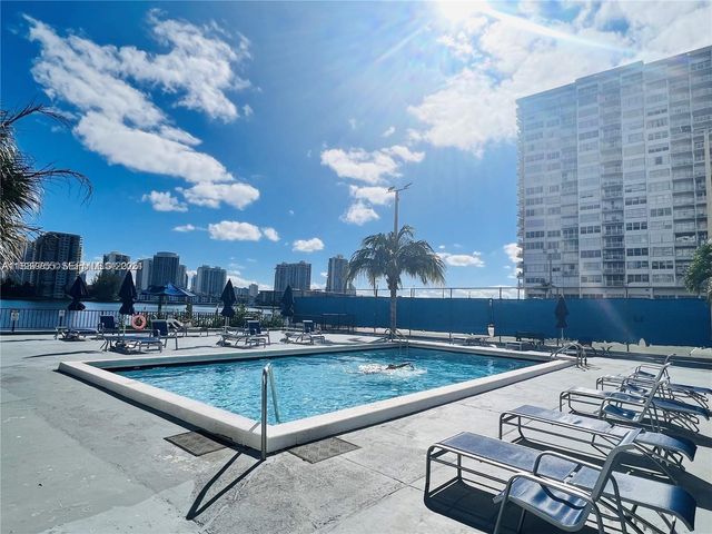 2780 NE 183rd Street 2015, Aventura, FL 33160
