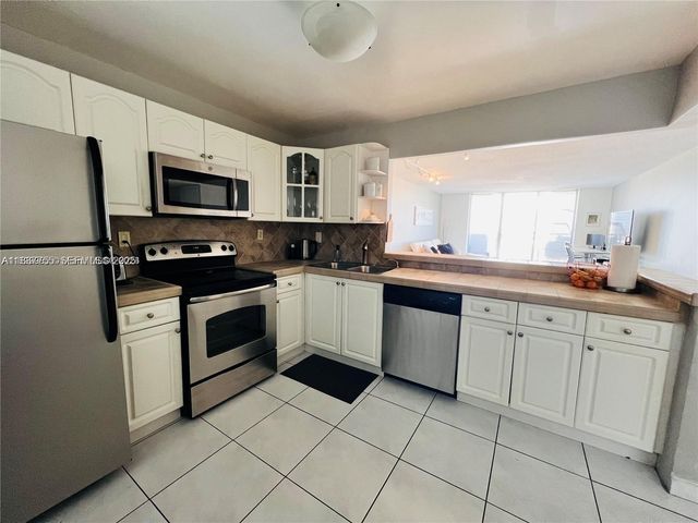 2780 NE 183rd Street 2015, Aventura, FL 33160