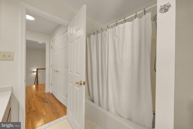 8301 RISING RIDGE WAY, Bethesda, MD 20817