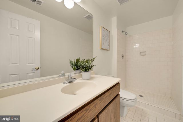 8301 RISING RIDGE WAY, Bethesda, MD 20817