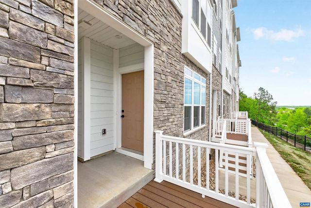 4B PERSEUS LN, Charlottesville, VA 22901