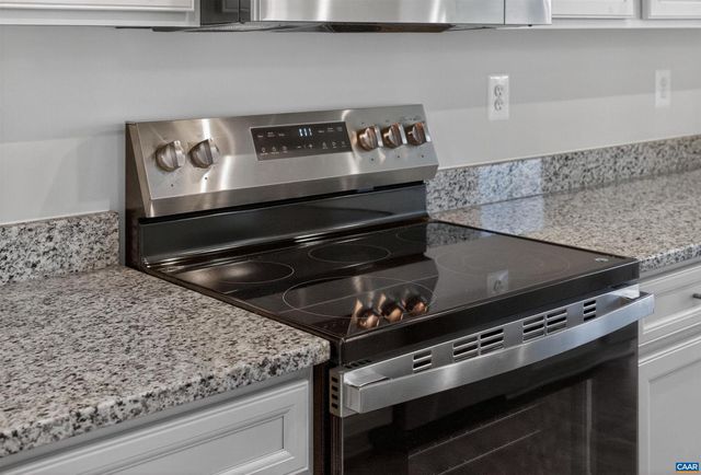 4B PERSEUS LN, Charlottesville, VA 22901