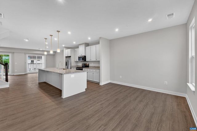 4B PERSEUS LN, Charlottesville, VA 22901