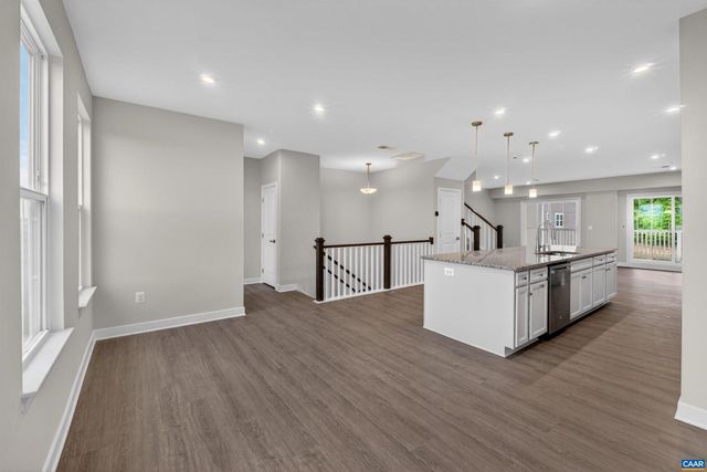 4B PERSEUS LN, Charlottesville, VA 22901