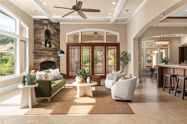 3452 Shadowtree, Chico, CA 95928