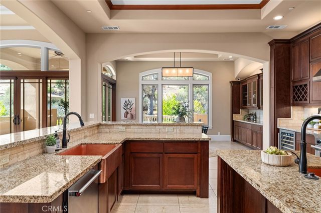 3452 Shadowtree, Chico, CA 95928