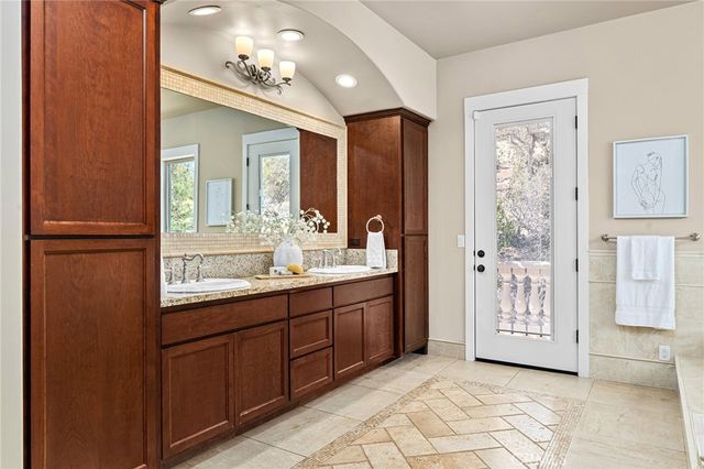 3452 Shadowtree, Chico, CA 95928